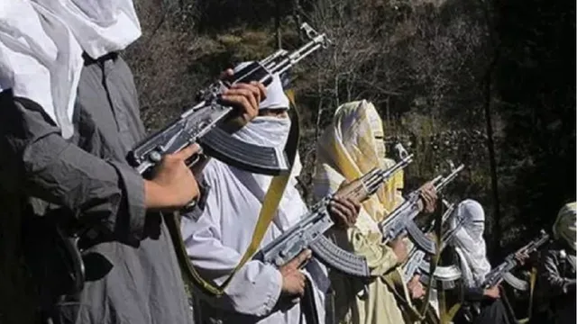 जम्मू-कश्मीर में लश्कर आतंकियों को पनाह देने वाले 'मामा गैस' की संपत्ति जब्त, एनआईए की बड़ी कार्रवाई 

